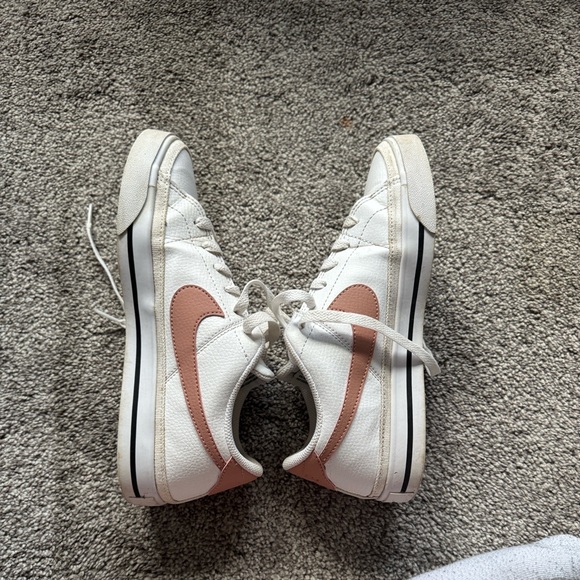 Women's Nike White and Pink Sneakers - Picture 2 of 6